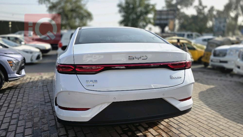 بي واي دي Qin Plus